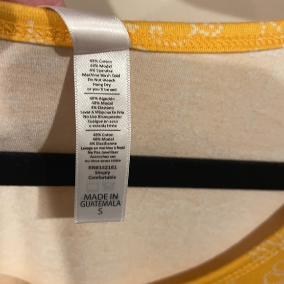 Lularoe Classic T top size small - Picture 4 of 4